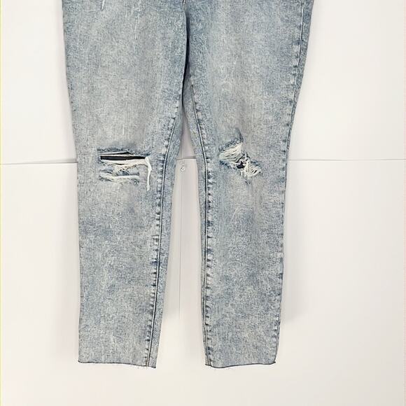 NWT Old Navy High Rise OG Straight Ankle Distressed Jeans - Picture 5 of 10